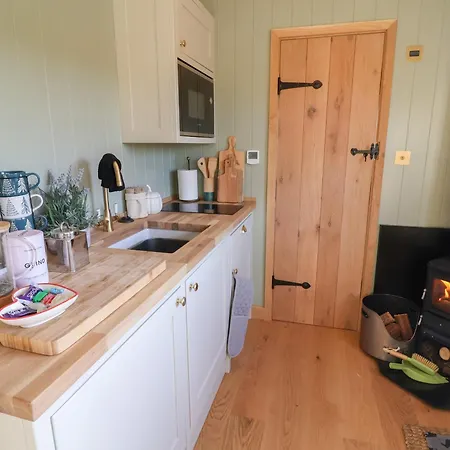 Shepherd Hut 1 Harrogate